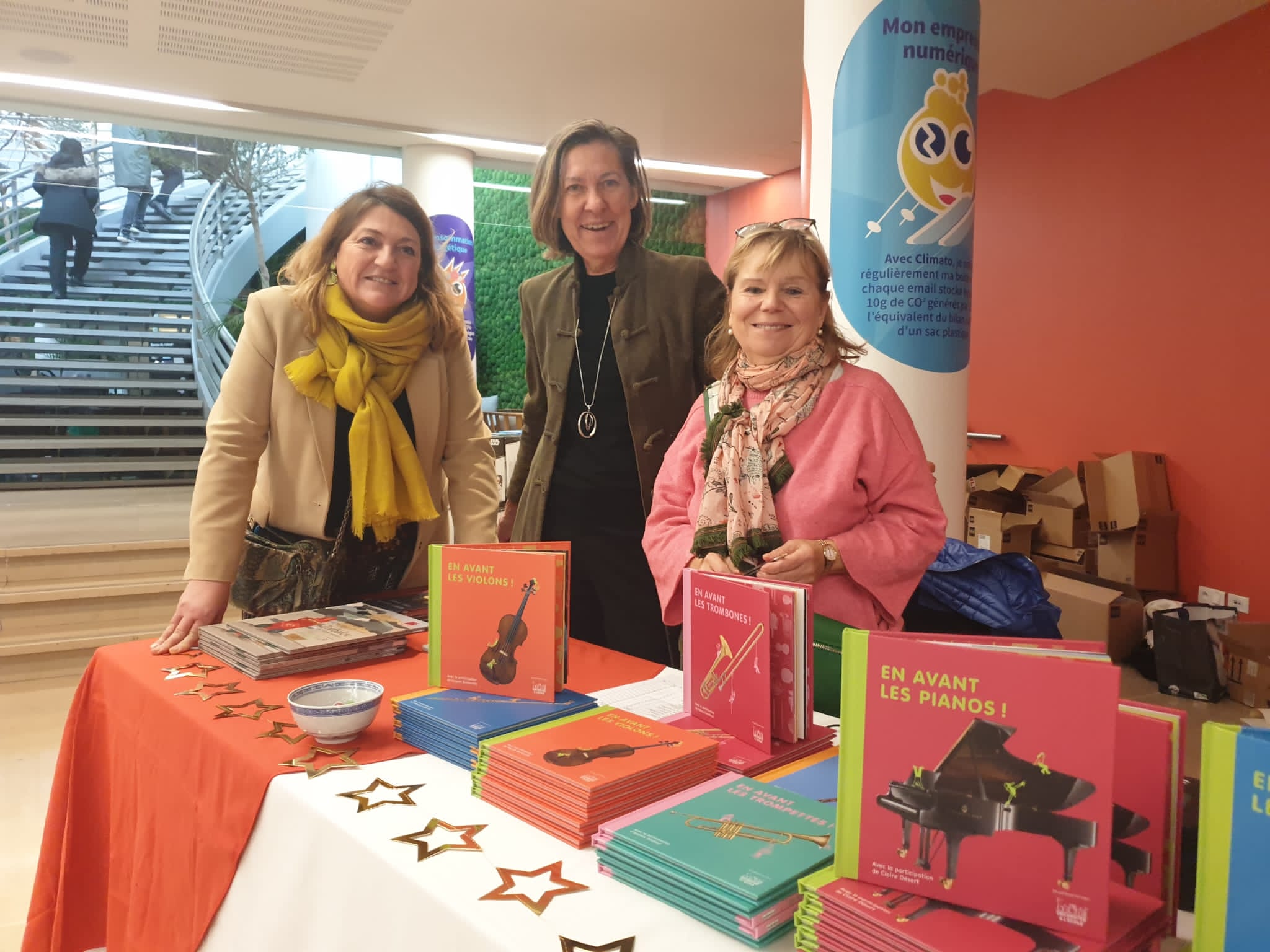 Orchestre à l'école au marché de Noël AXA