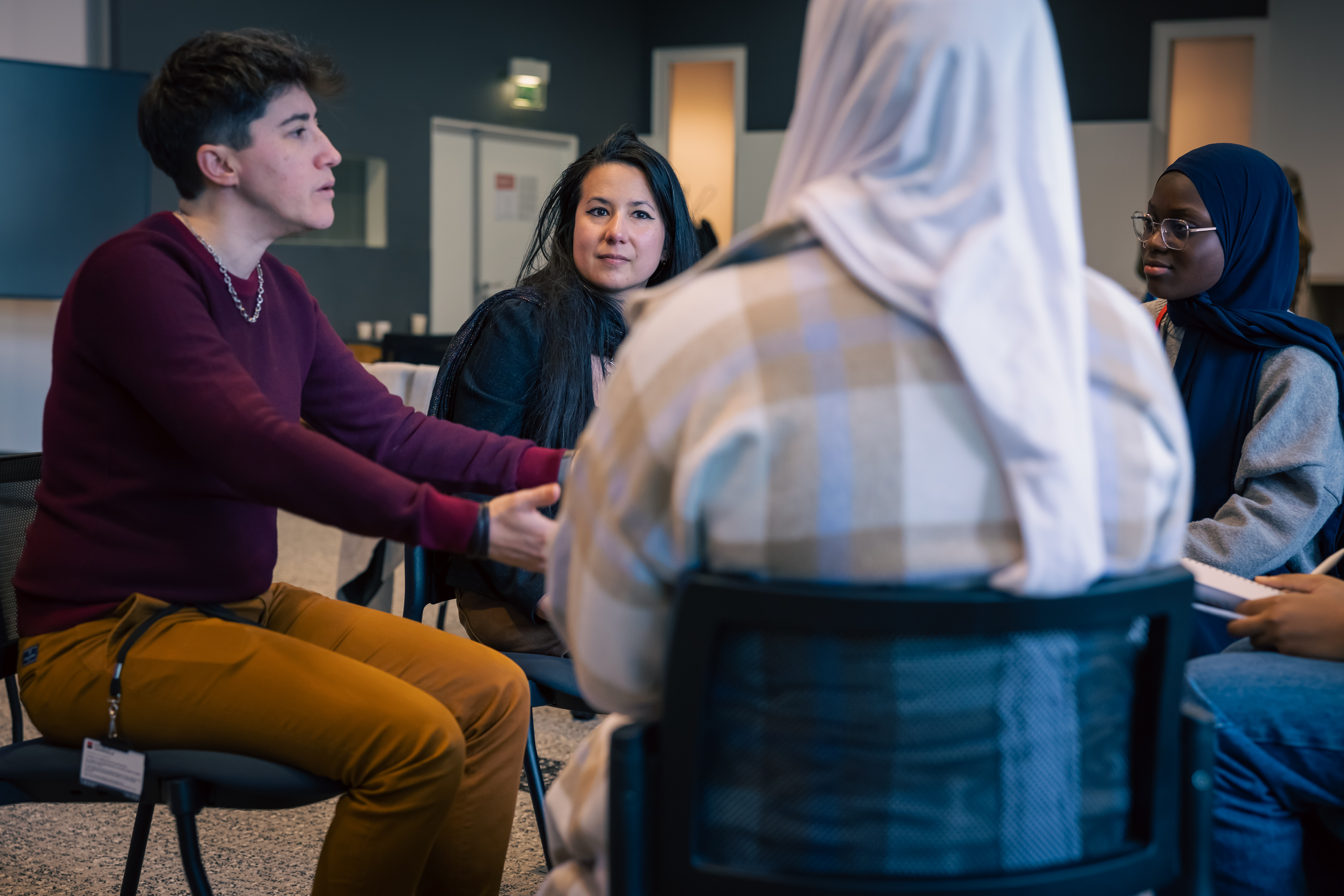 Un atelier "Enquête métiers". Crédit photo : Edouard Monfrais-Albertini