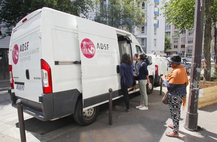 #ValorisonsLesSolidarités : l’ADSF appelle aux dons pour héberger en urgence les femmes sans-abri. Crédit photo : Patrick Bar
