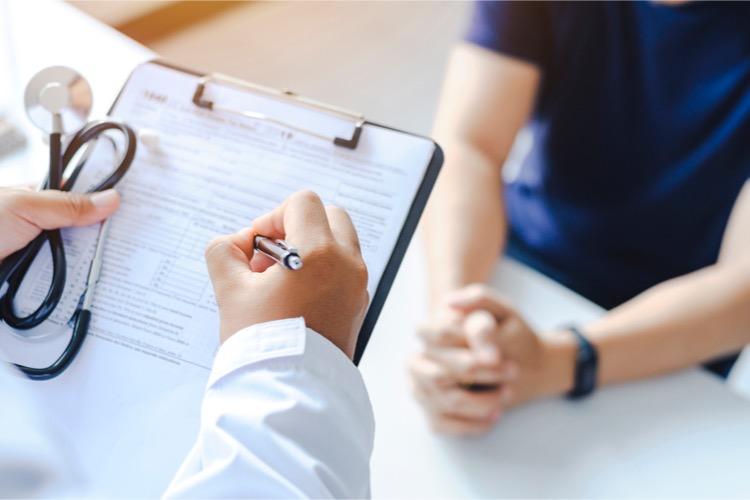 Médecins Solidaires, un moyen d'éviter le renoncement aux soins. Crédits : iStock.
