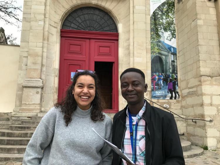 Amélie, travailleuse sociale et Abdoulaye, ancien SDF