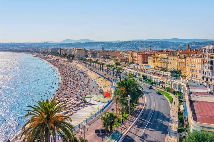 La ville de Nice accueillera la conférence des Nations-Unies sur les océans en juin 2025. réduit photo : StockByM, iStock