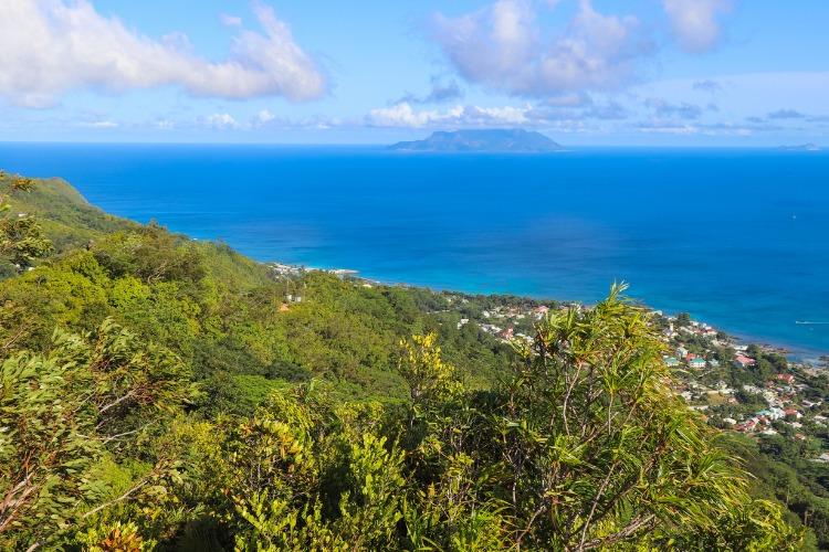 Une crise multiple est en cours à Mayotte . Crédits : iStock.
