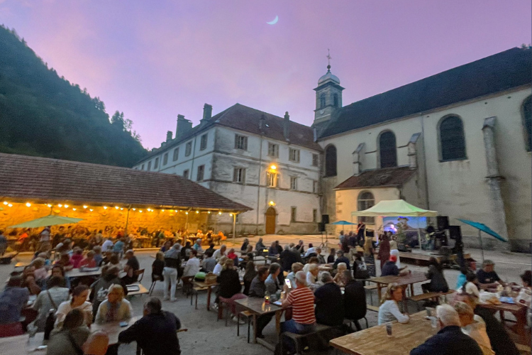 Le Val de Consolation est un projet de revalorisation d'un site touristique du Haut-Doubs accompagné par le Générateur Bourgogne Franche-Comté, collectif informel regroupant six structures de l'ESS. Crédit : Consolation Val parc et Monastère.