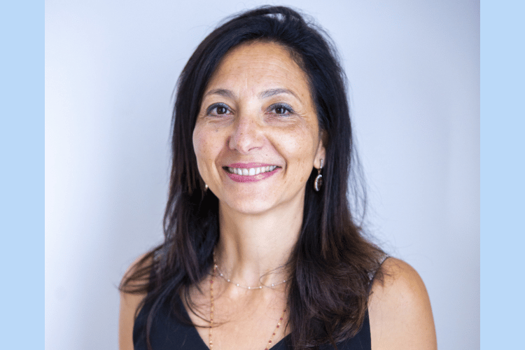 Fatima Bellaredj co-préside la commission Égalité femmes-hommes au sein du Conseil supérieur de l’économie sociale et solidaire. Crédit : CG Scop.