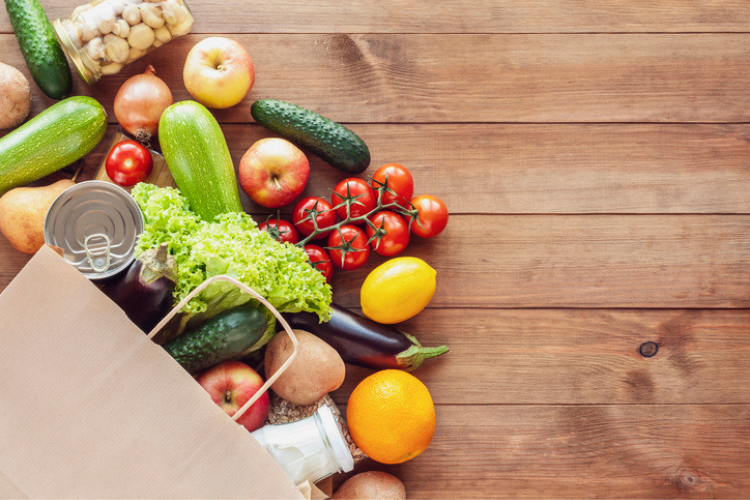 Collecte alimentaire du groupe Teract : une collaboration qui porte ses fruits ! - Crédit photo : iStock - Candle Photo
