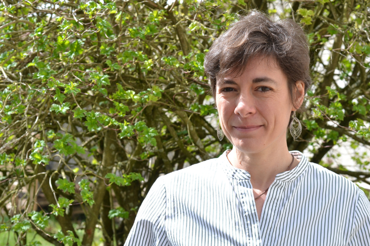 Marion Lelouvier, présidente du Centre français des fonds et fondations, alerte sur les risques que représente le budget 2025 pour les acteurs du mécénat et de la philanthropie. Crédit : CFF.