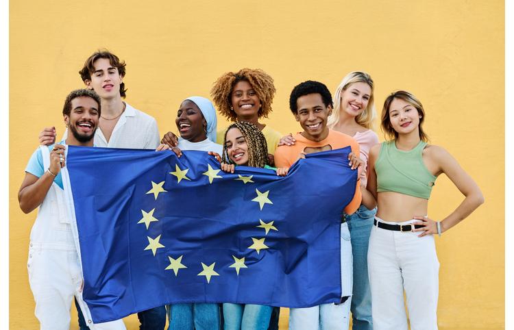 Erasmus + finance des projets de coopération entre acteurs européens liés à la transition écologique, l’inclusion sociale, l’engagement citoyen et la transformation numérique. Crédit : Alvarog1970.