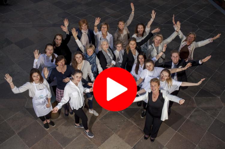 Découvrez la vidéo de la soirée théâtre à Genève organisée le 30 mars dernier!