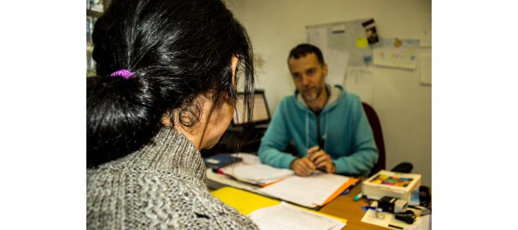 Le Centre Primo Levi recherche un(e) assistant(e) social(e)