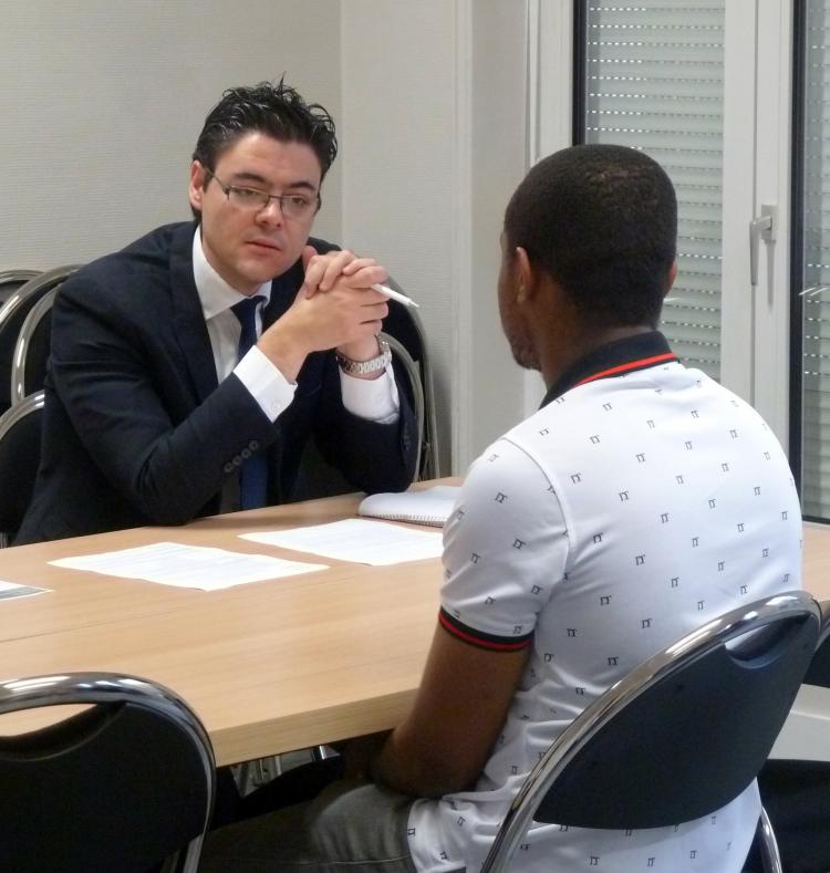 "Job coaching" : les entreprises mobilisées pour les jeunes des 8 E2C d'IDF