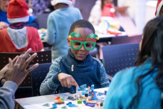 Un Noël solidaire avec LEGO