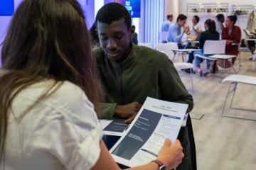 Session de "job coaching" dans les locaux d'Accenture