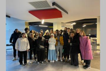 des ateliers sur la transition écologique menés par les responsables associatifs avec des jeunes des quartiers prioritaires politique de la ville