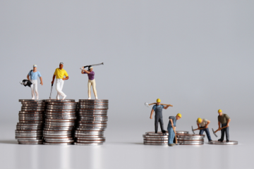 7,4 % des Français sont considérés comme riches par l’Observatoire des inégalités. Crédits : hyejin kang.