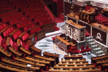 Des organisations du secteur de l'économie sociale et solidaire et de l'impact s'inquiète de l'avènement possible d'une majorité d'extrême droite à l'Assemblée nationale. Crédits : iStock.