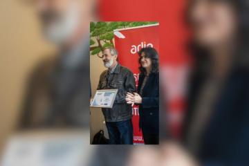 Paul-Virgiliu Barbu, maraîcher bio à Dunkerque, lauréat du Prix Créadie Nord-Pas-de-Calais, et Dalila Habbas, déléguée générale du Fonds de dotation Biocoop