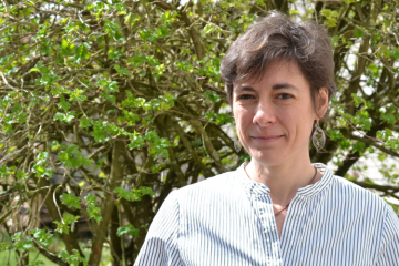 Marion Lelouvier, présidente du Centre français des fonds et fondations, alerte sur les risques que représente le budget 2025 pour les acteurs du mécénat et de la philanthropie. Crédit : CFF. 