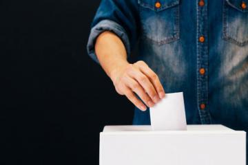 Élections TPE 2024 : Un enjeu crucial pour les employeurs et salariés de l'économie sociale et solidaire (ESS). Crédit photo : iStock.