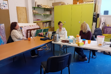 Un « Café des mamans » pour rompre l’isolement des mères en situation de monoparentalité 