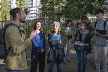 Romain Gallart (à gauche) / Projet AGICES (Agir pour des Communautés Environnementales et Solidaires), association Astérya / Crédit photo : Edouard Monfrais-Albertini