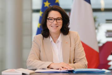 Marina Ferrari est élu ministre des Sports, de la Jeunesse et de la Vie associative. Crédit : Ministère de l'Économie, des Finances et de la Souveraineté industrielle et numérique / Gezelin Gree