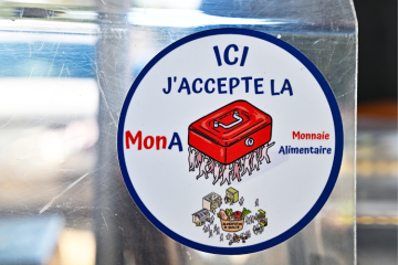 La Mona est une monnaie locale créée spécifiquement pour l'expérimentation. Crédit : Pauline Scherer.