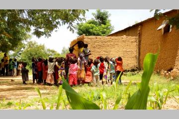 [CARENEWS JOURNAL 6] [D'AILLEURS] LES ENFANTS DU LAC TCHAD