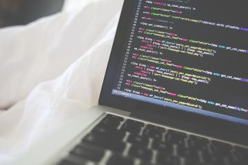 La start-up WeTechCare d'Emmaüs Connect contre la précarité numérique
