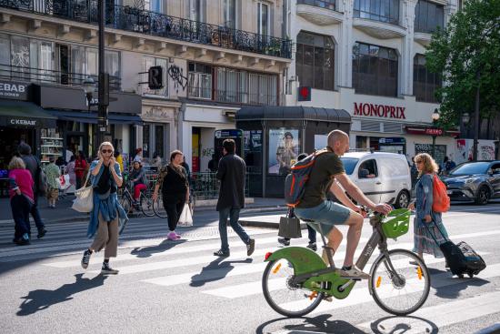 La Fondation VINCI Autoroutes dévoile les résultats de la 5e édition de son enquête européenne sur le partage de la route.