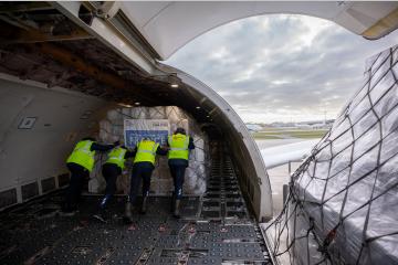 1er vol humanitaire depuis la France vers le Liban - La Fondation CMA CGM se mobilise pour acheminer une aide humanitaire, en partenariat avec le Centre de Crise et de soutien du Ministère de l’Europe et des affaires étrangères